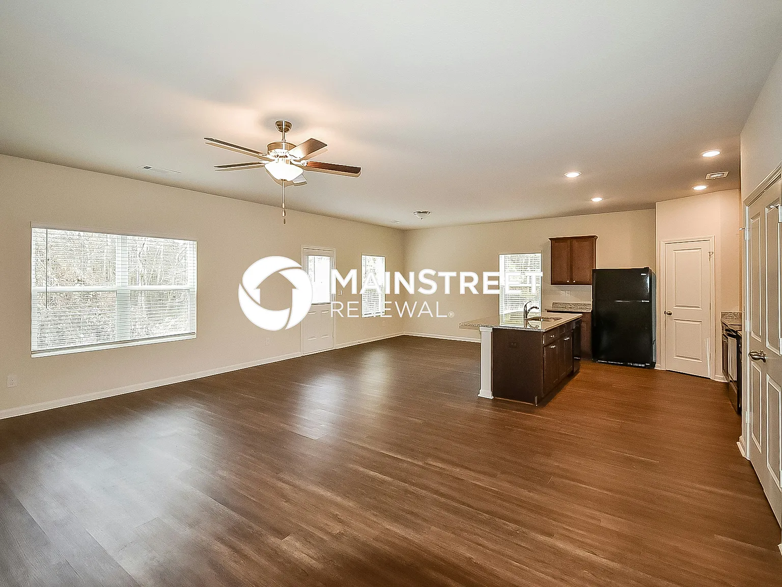 218 Augusta Woods Dr — Photo 4