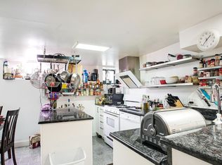 724 Kater St, Philadelphia, PA 19147