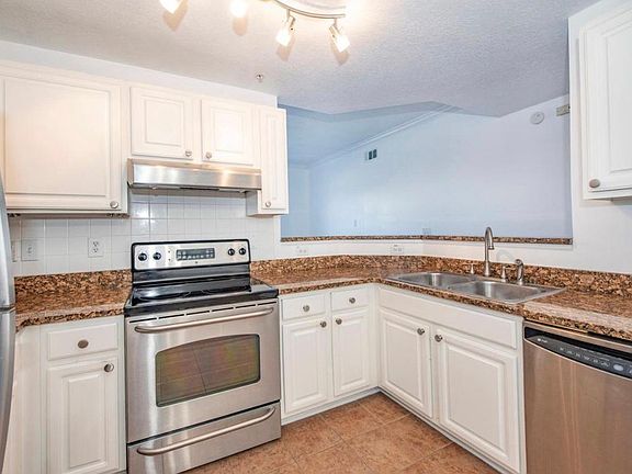 2nd image of 501 Knights Run Ave APT 1313