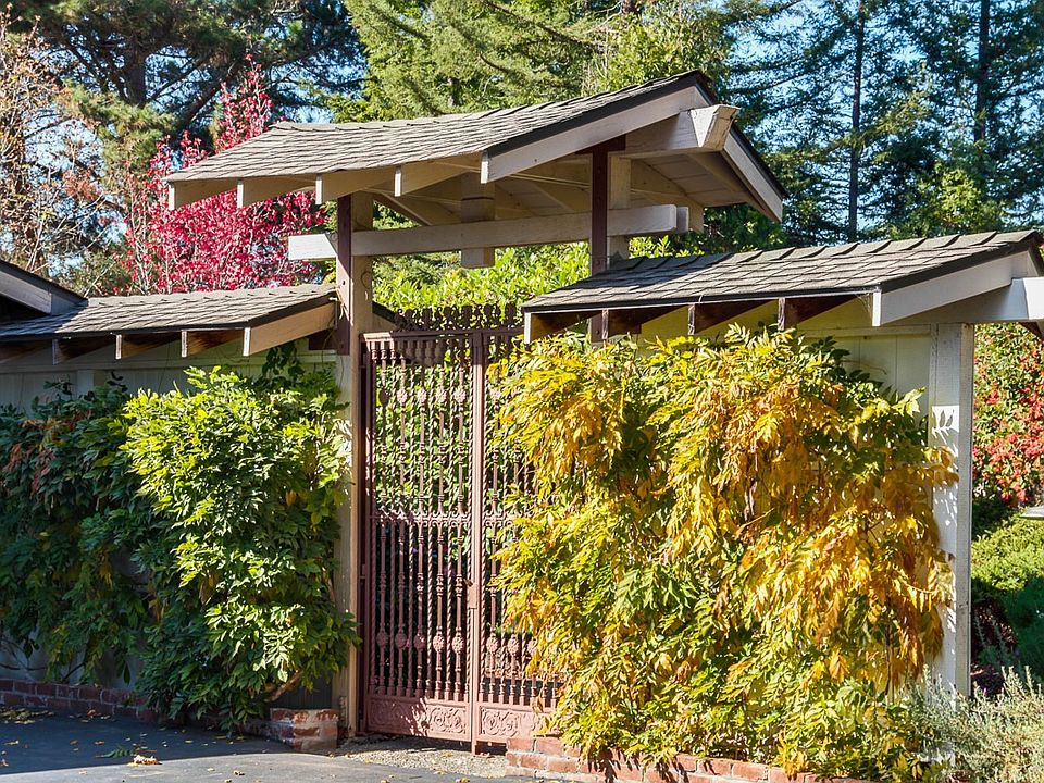 1st image of 2050 Huntington Dr