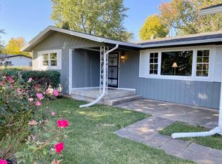 2669 E Blaine St, Springfield, MO 65803
