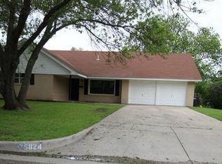 5824 Trail Lake Dr, Fort Worth, TX 76133