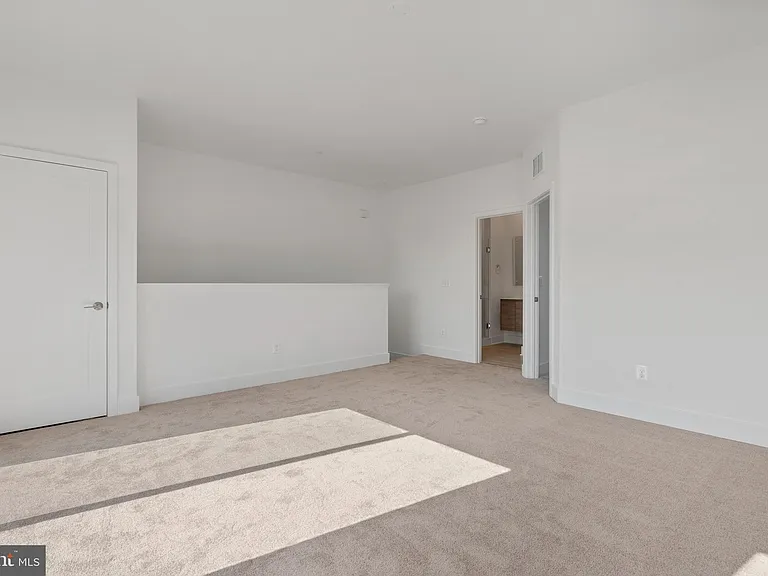 2038 Tysons Ridgeline Rd — Photo 23