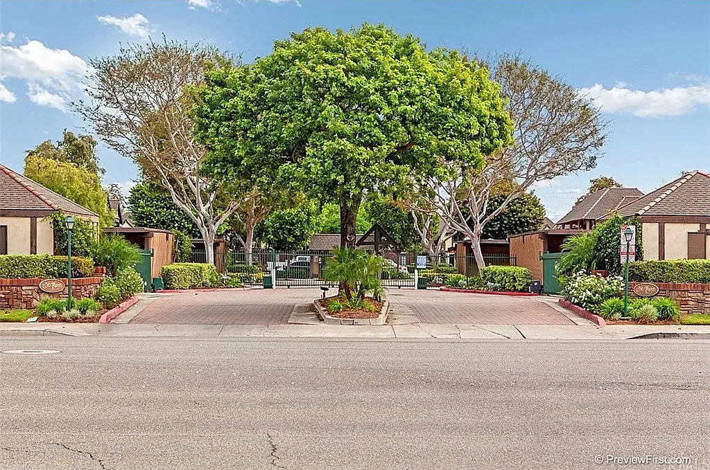 1 bed, 560 sqft, $2,500 — Photo 3