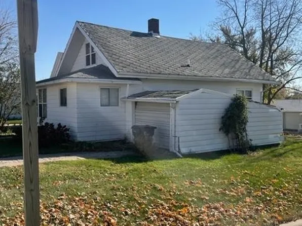 1385 10th St, Fennimore, WI 53809