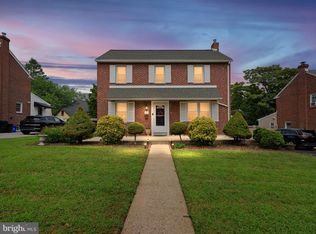 353 Kirks Ln, Drexel Hill, PA 19026