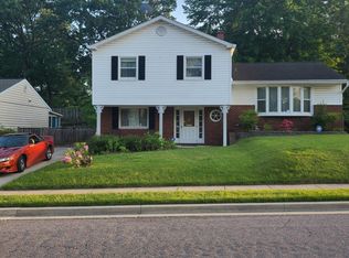 516 Mayo Rd, Glen Burnie, MD 21061