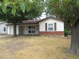 1811 Ridgewood St, Irving, TX 75062