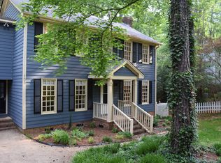 106 Dutchess Dr, Cary, NC 27513