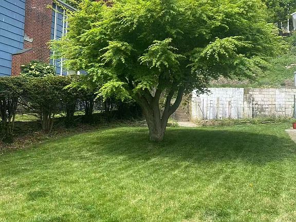 2nd image of 34 Southfield Ave