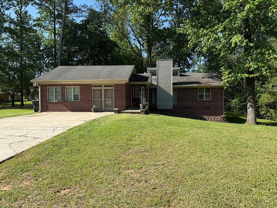 1st image of 1705 Sharon Ln
