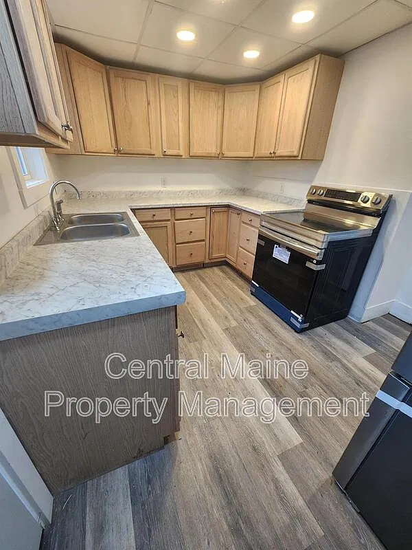 80 Gage St — Photo 1