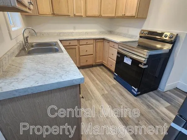 80 Gage St #1, Augusta, ME 04330