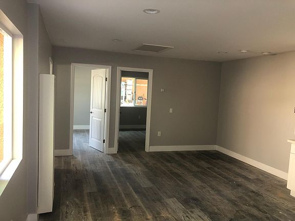 3rd image of 5324 Nutmeg St