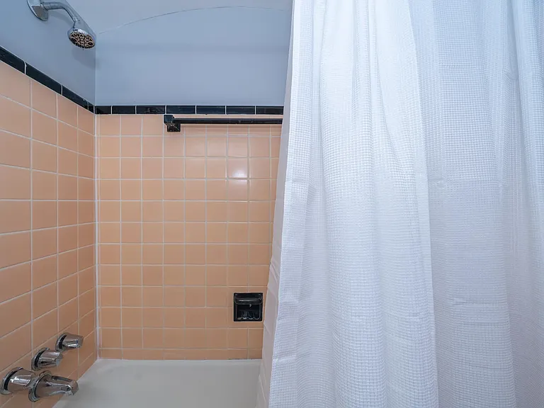 231 W McPherson St #1 — Photo 11