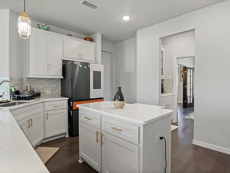 1708 Ordonez Dr — Photo 11