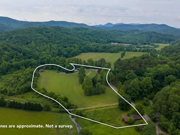 13431 Highway 68, Tellico Plains, TN 37385