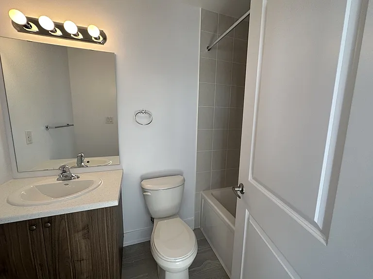 49 Gateway Dr — Photo 16