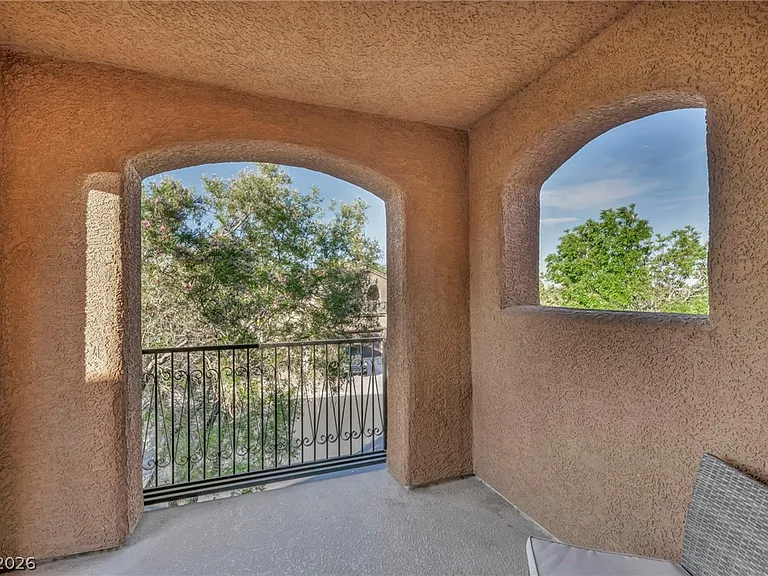 617 Apricot Rose Pl — Photo 43