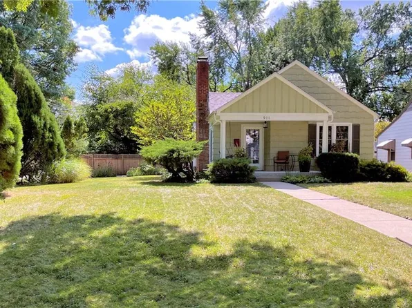 901 W 77th St, Kansas City, MO 64114