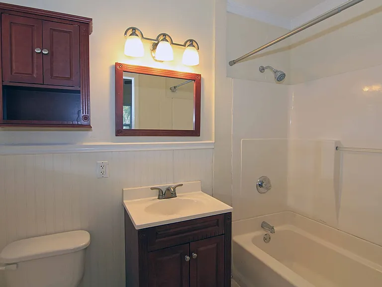 1433 Cardinal Rd — Photo 10