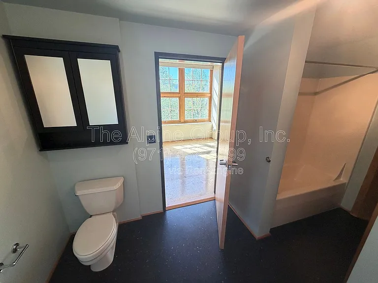1420 NW Lovejoy St #414 — Photo 38