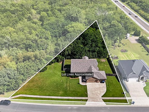 3rd image of 4436 SE Stone Creek Rd