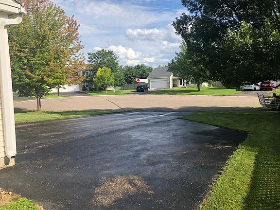 4th image of 15961 Fennel Ct