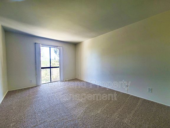 5th image of 7858 Cowles Mountain Ct Unit D29