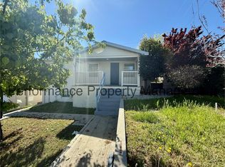699 E St, Taft, CA 93268