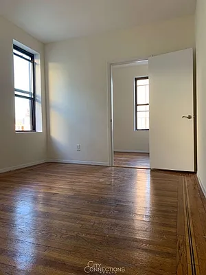 Rented by City Connections Realty | media 14