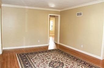 4th image of 8028 Jefferson St