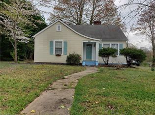 207 S Gordon Dr, Winston Salem, NC 27104