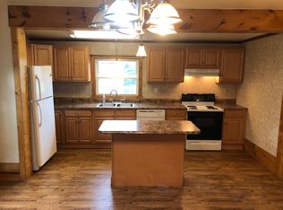 10 Baker Ln, Montgomery, PA 17752