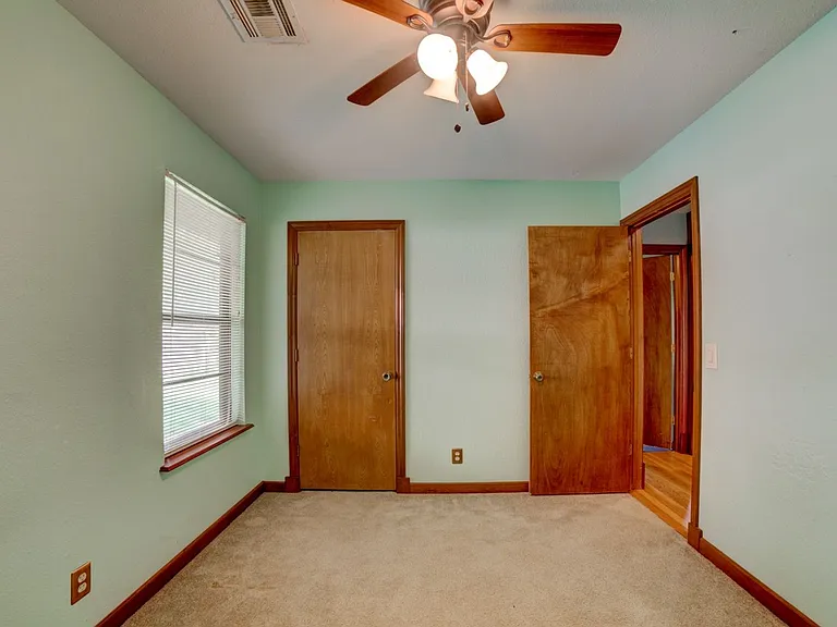 2505 E Princeton St — Photo 25
