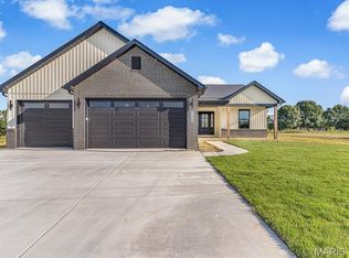 1123 Waymaker Ln, Waterloo, IL 62298