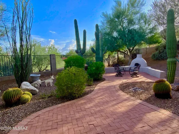 2425 W Tortolita Bluffs Dr, Tucson, AZ 85742