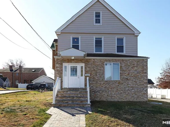 262 Raymond St, Hasbrouck Heights, NJ 07604