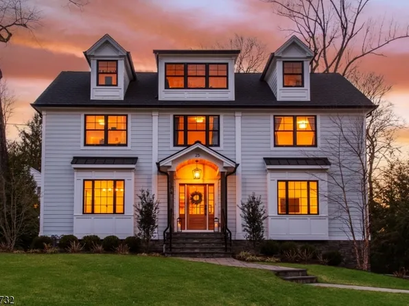 25 Greenwood Ave, Chatham Boro, NJ 07928