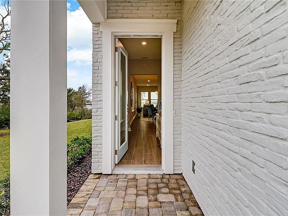 3rd image of 88074 Tuscany Way