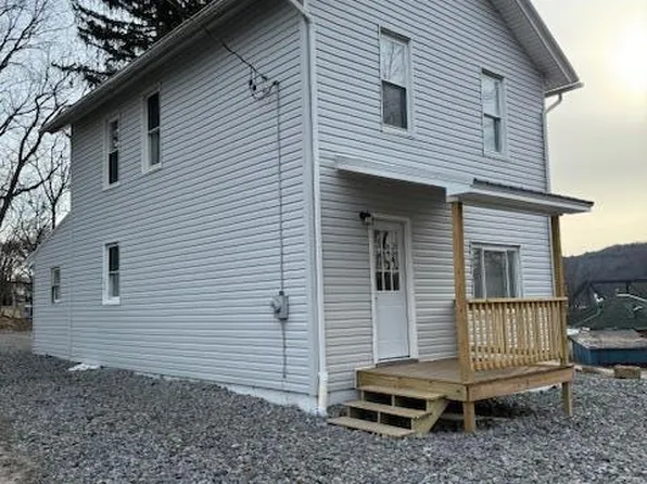301 4th St, Brookville, PA 15825
