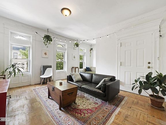 5th image of 878 Saint Johns Pl