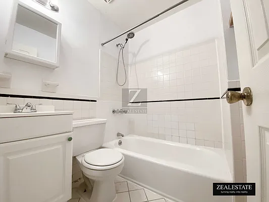 Rented by ZealEstate Group Inc | media 21