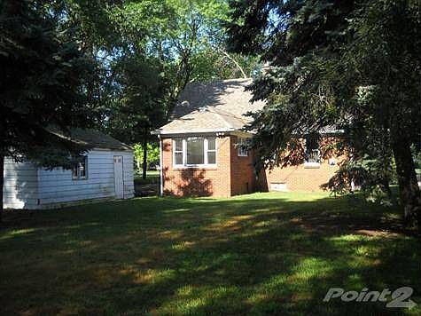 4th image of 46728 Wright Ave
