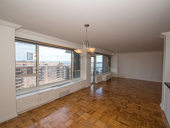4th image of 16625 Powells Cove Blvd APT 10E