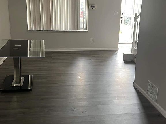 4th image of 4660 Country Ln APT 6