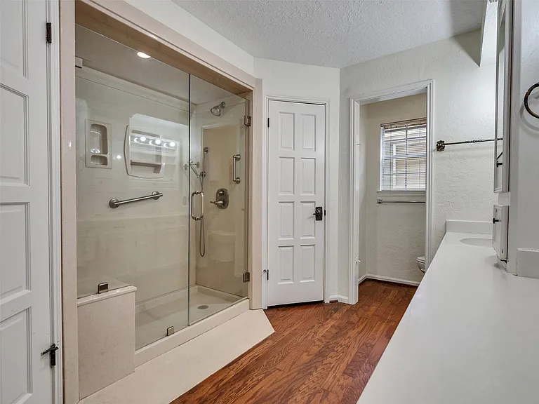 8 Shadowood St — Photo 19