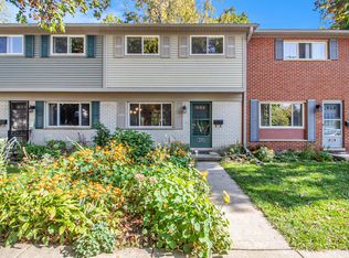 3194 Williamsburg Rd, Ann Arbor, MI 48108