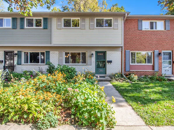 3194 Williamsburg Rd, Ann Arbor, MI 48108