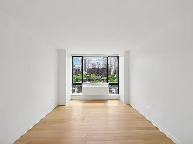 75 W End Ave #P2K — Photo 3